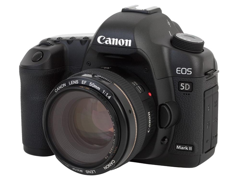 Canon 5D Mark II Camera. The Canon EOS 5D Mark II is a 21.0 effective megapixel full-frame CMOS digital single-lens reflex camera. The full-frame sensor and high mega-pixel count gives the camera excellent low light performance and the ability to produce images for large prints. The 5D Mark II is the first camera in the EOS line to provide video recording functions. Movie Size, 1920 x 1080 (16:9), Movie max duration 29m 59sec, Max file size 4GB. Cameras Uganda. Photo And Video Camera Supplier/Store/Shop in Uganda, East Africa, Kenya, South Sudan, Rwanda, Tanzania, Burundi, DRC-Congo. camerasug.com